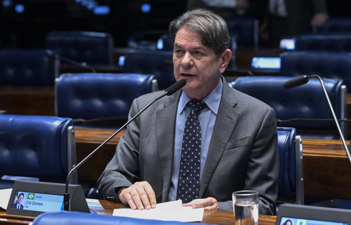 Cid Gomes recomenda aprovação do ReData e rejeita maior parte das emendas