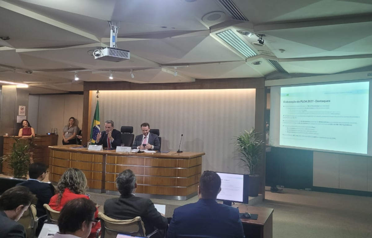 PLOA 2027 reserva R$ 8,58 bilhões ao MCom e amplia recursos para Anatel e ANPD